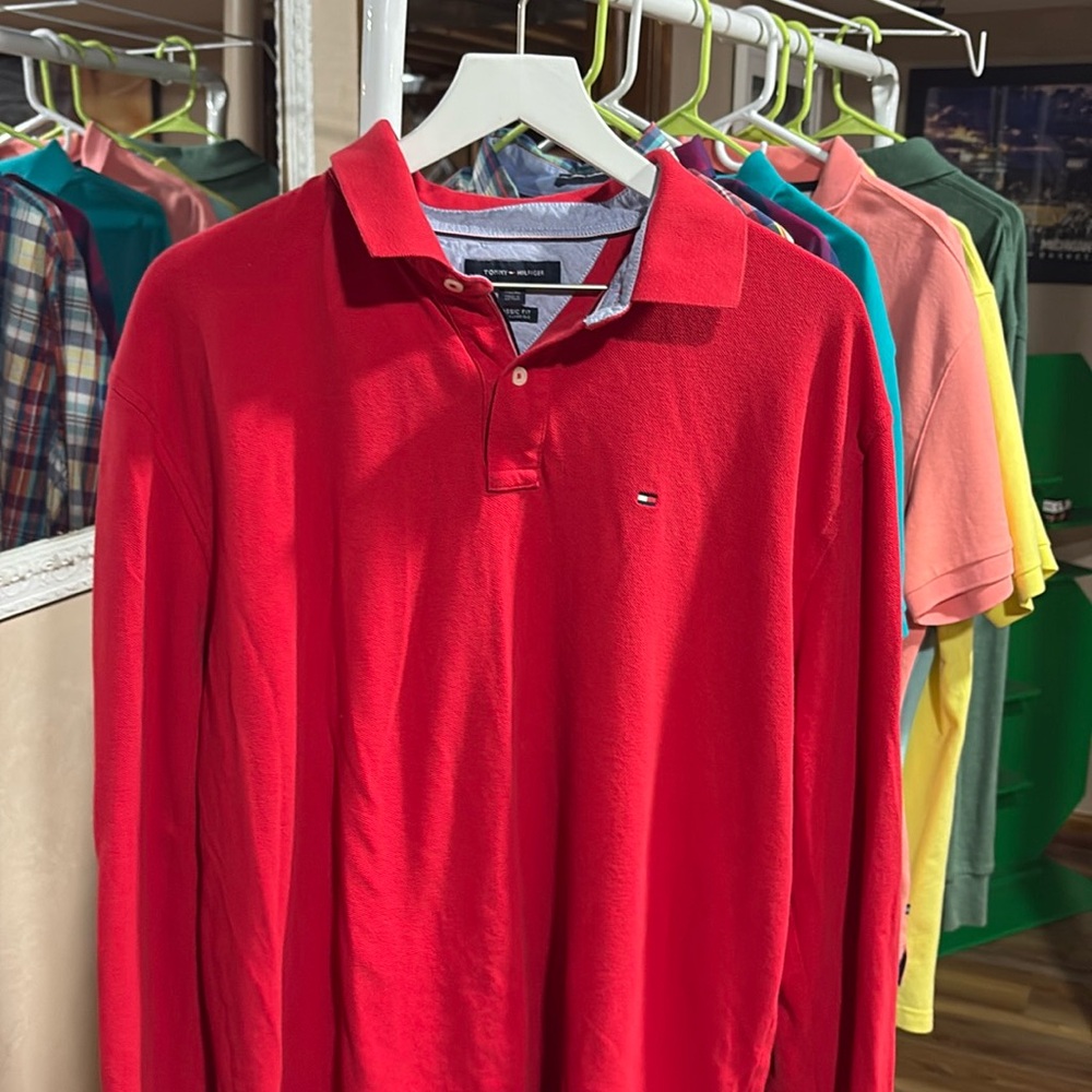 Men’s XL Tommy Hilfiger polo
Long sleeve